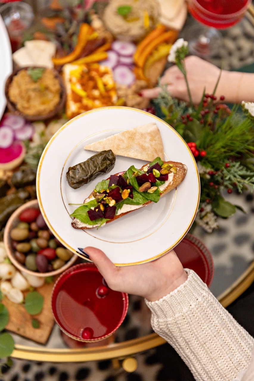 recipe, holiday recipe, appetizer, crostini, roasted beet and goat cheese